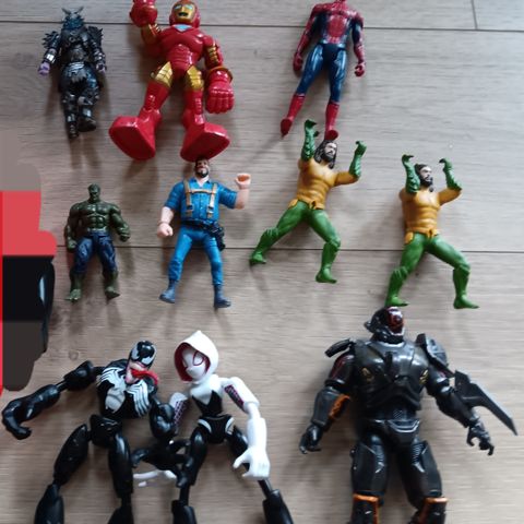 Action figurer