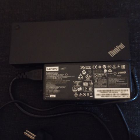 ThinkPad Hybrid USB-C with USB-A Dock