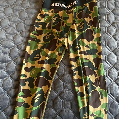 BAPE