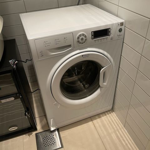 Selling almost new Washing Machine