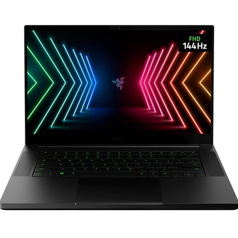 Razer Blade 15’’ ( 2021) RTX 3070 - i7 11800H - 2,5 TB  SSD