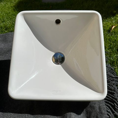 Villeroy Boch frittstående servant