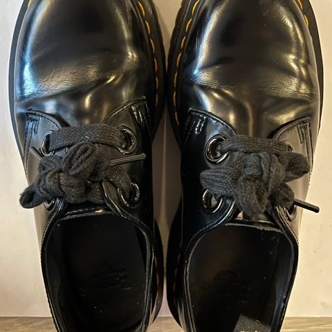 DR. MARTENS HOLLY str. 38