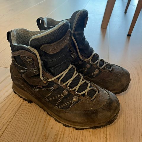 Lette fjellstøvler str. 36 - AKU trekker lite III GTX