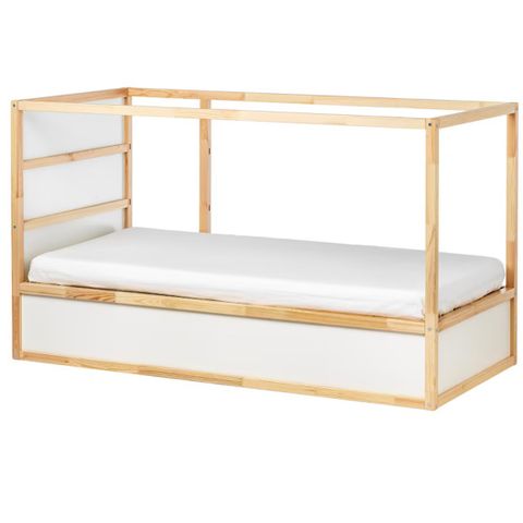 Kura vendbar seng fra IKEA