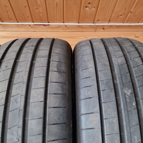 2x Goodyear Eagle F1 245 45 18