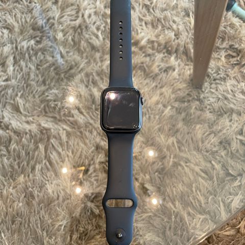 Apple Watch 5 44mm