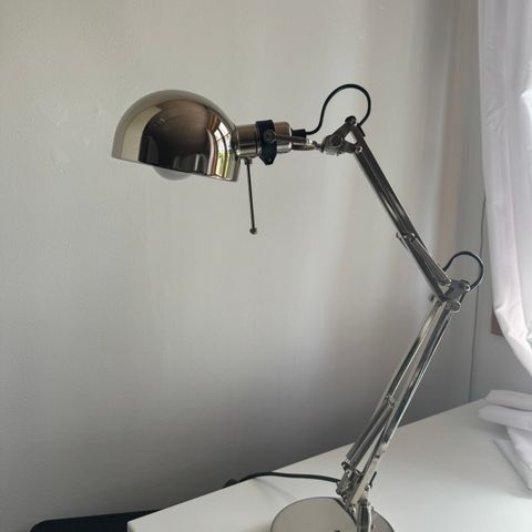 Skrivebordslampe