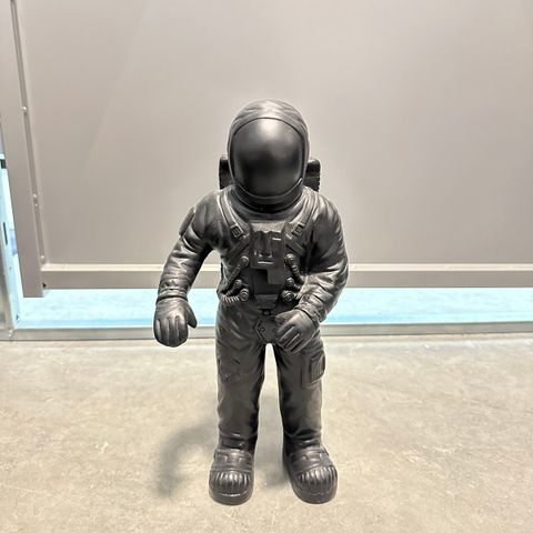 Astronaut skulptur