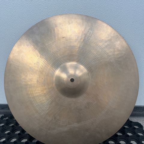 Paiste 602, Traditional, Twenty cymbaler selges