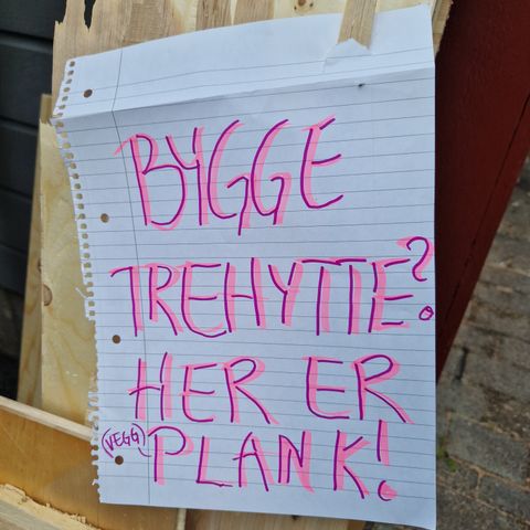 Gratis plank til leikehytte/trehytte!