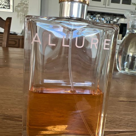 Chanel Allure EDT ca 45 ml igjen, vintage