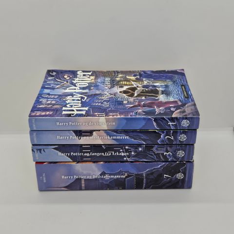 Harry Potter bok 1,2,3 og 7. Pocket. J.K. Rowling