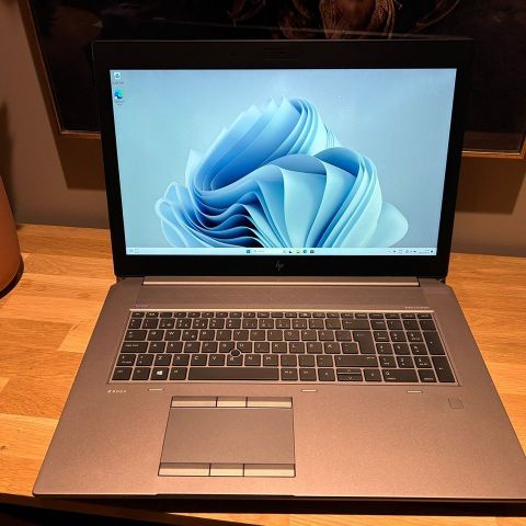 HP ZBook G5 17 i7/64/1512