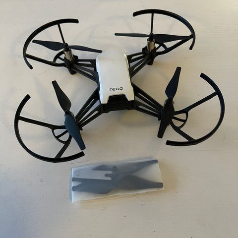 Tello drone til salgs