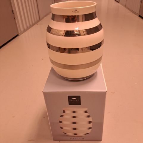 Kahler vase i perfekt stand