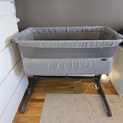 BABY BEDSIDE CRIB /SENG