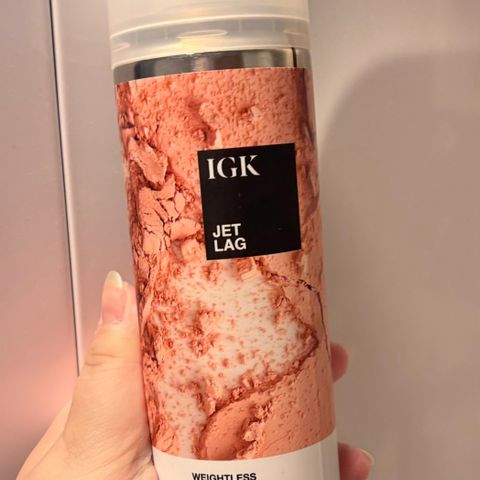 IGK Jet Lag Weightless Dry Shampoo