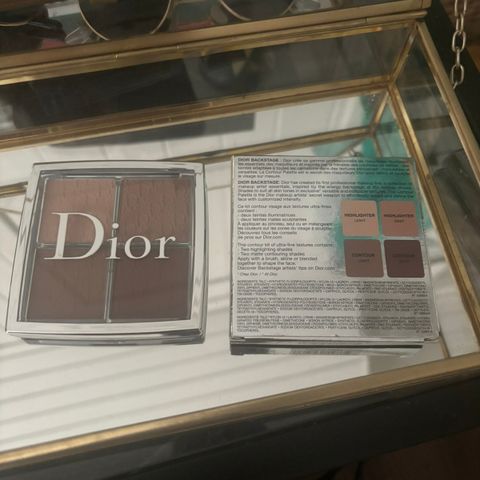 Ny Dior Backstage contour palette