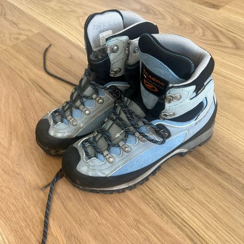 Scarpa fjellsko brukt en gang