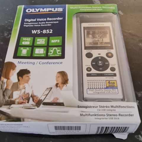 OLYMPUS WS-852 - taleopptaker. 4 GB, 1040 hours, microSD/SDHC 32Gb, MP3