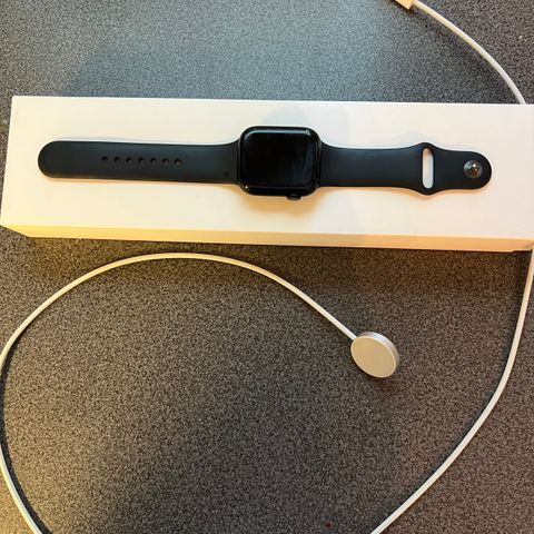 Apple Watch series 8