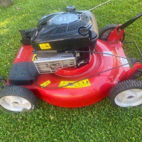 Gressklipper Jonsered m/Briggs & Stratton motor