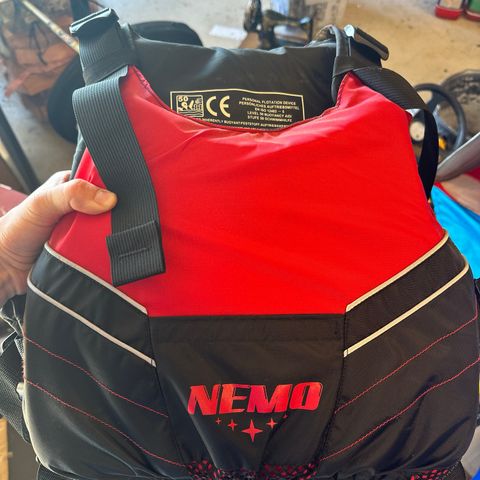 Nemo redningsvest 40-60kg