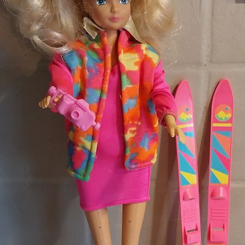 Vintage 80/90- talls Sindy Barbie gravid