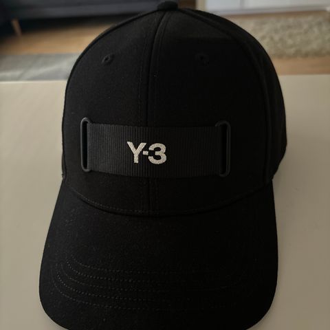 Y3 Caps