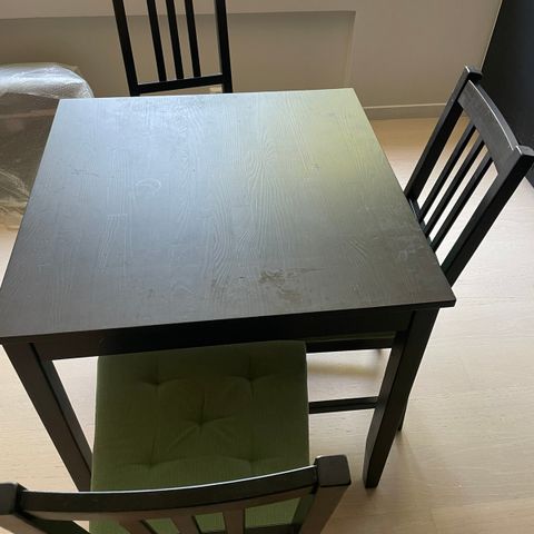 Bord med 3 stoler IKEA