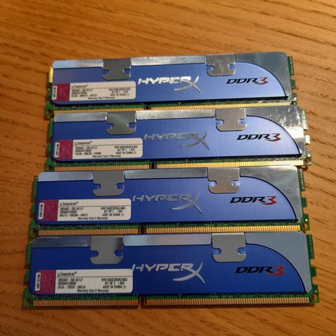 16 GB DDR3 - Kingston HyperX(2x2x2GB)