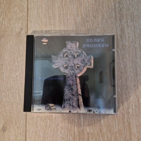 CD - BLACK SABBATH - HEADLESS CROSS ( printed in Holland).