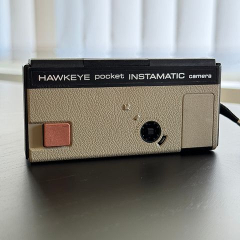 Kodak HAWKEYE pocket INSTAMATIC camera