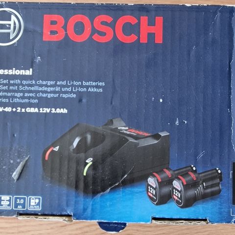 Helt ny Ubrukt BOSCH BATTERIPAKKE STARTSETT 2 X GBA 12V 3,0 AH