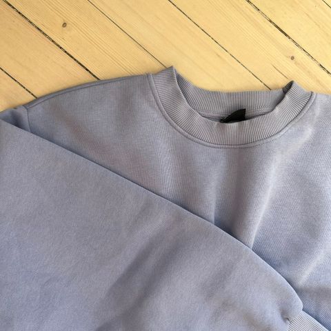 Cropped crewneck - ikke brukt