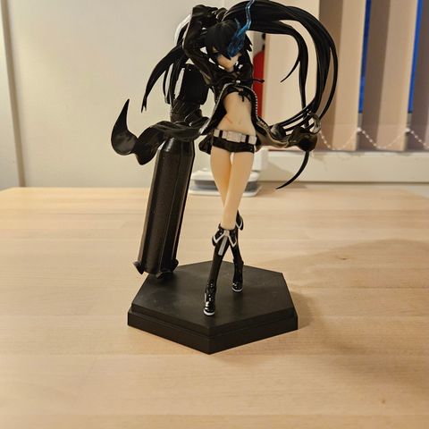 Black rock shooter - Pop up parade