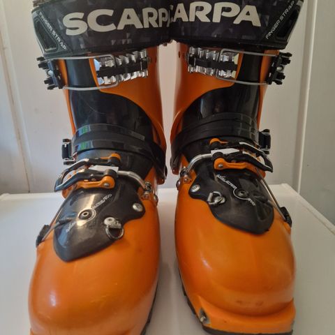 Scarpa maestrale 28,5