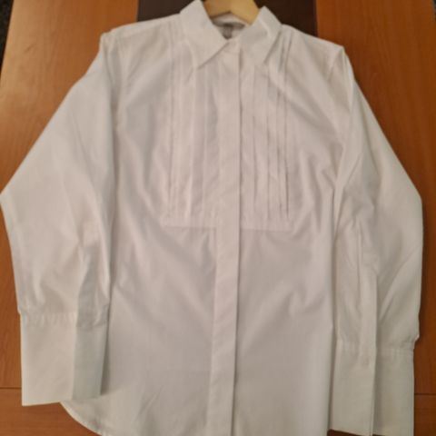 Hvit skjorte