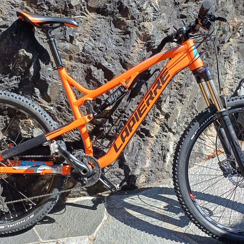 2017 Lapierre Edge AM 527