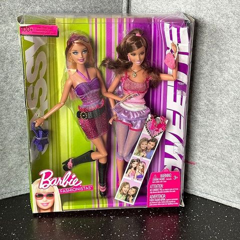 The Barbie Fashionistas - BFF 2-Pack Sassy & Sweetie Dolls (2009)