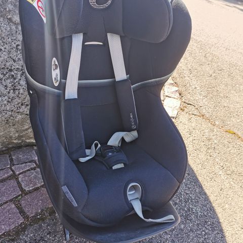 Cybex Sirona S i-size bilstol med base