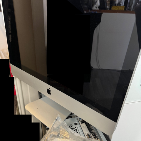 iMac (21.5", Mid-2011) u/HDD/SSD, 4GB RAM