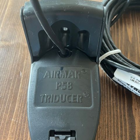 Airmar P58 TRIDUCER Raymarine Multisensor/CW Transom Mount