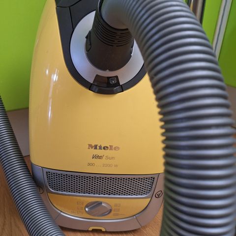 MIELE VITAL SUN 2200W