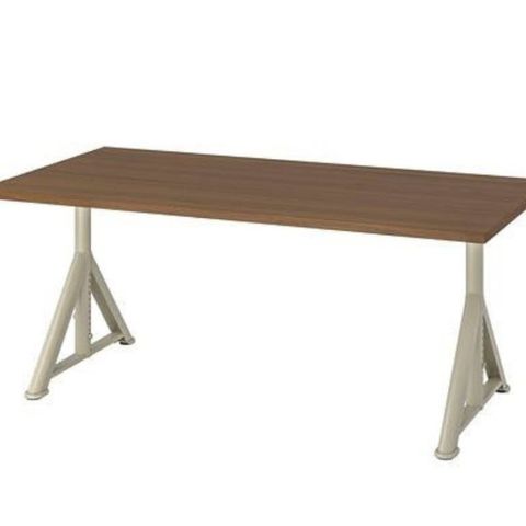 IKEA skrivebord