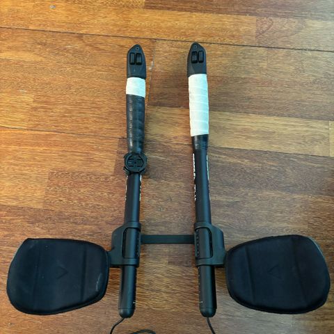 Profile Design Aerobars med DI2 skiftere for Canyon Aeroad H36 Cockpit