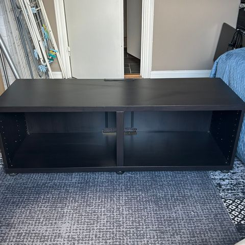 Tv-benk fra Ikea