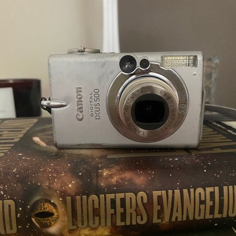 Canon digital ixus 500