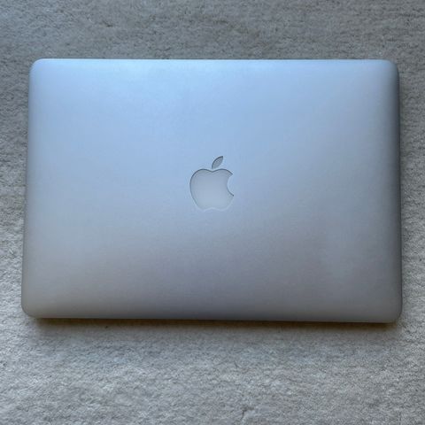 MacBook Air 13-inch Early 2014